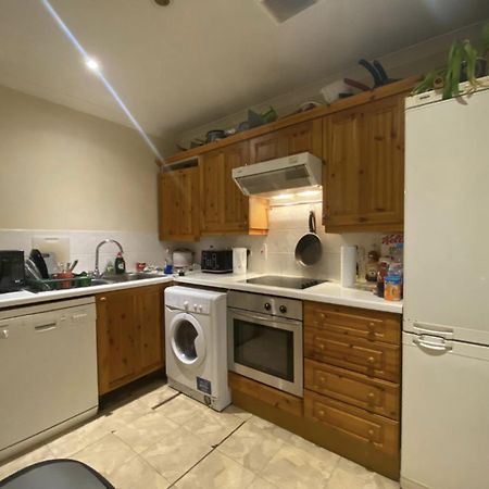 ホテル Elgin House, Poplar, London E14 エクステリア 写真