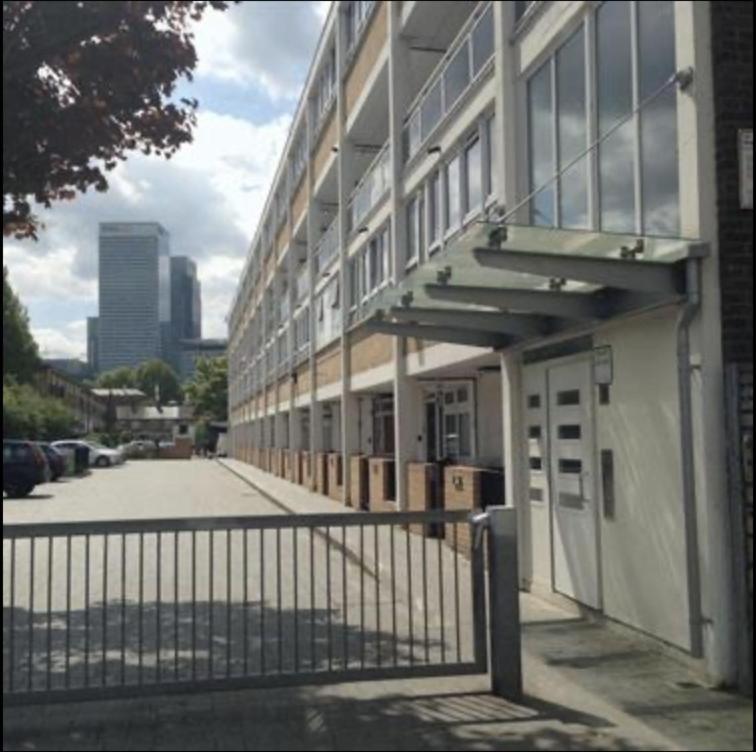ホテル Elgin House, Poplar, London E14 エクステリア 写真
